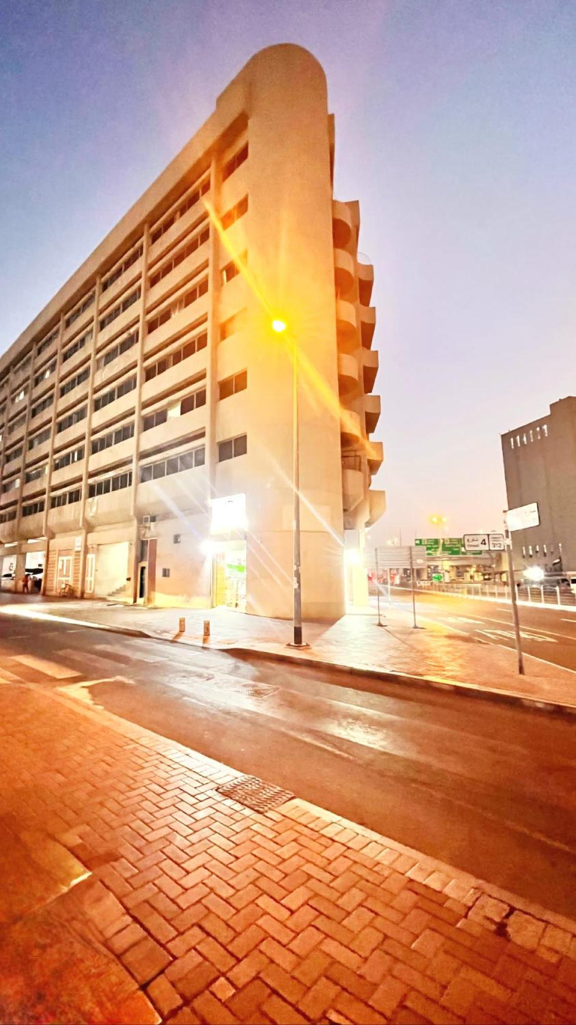 Westay Hostel Dubai Exterior photo